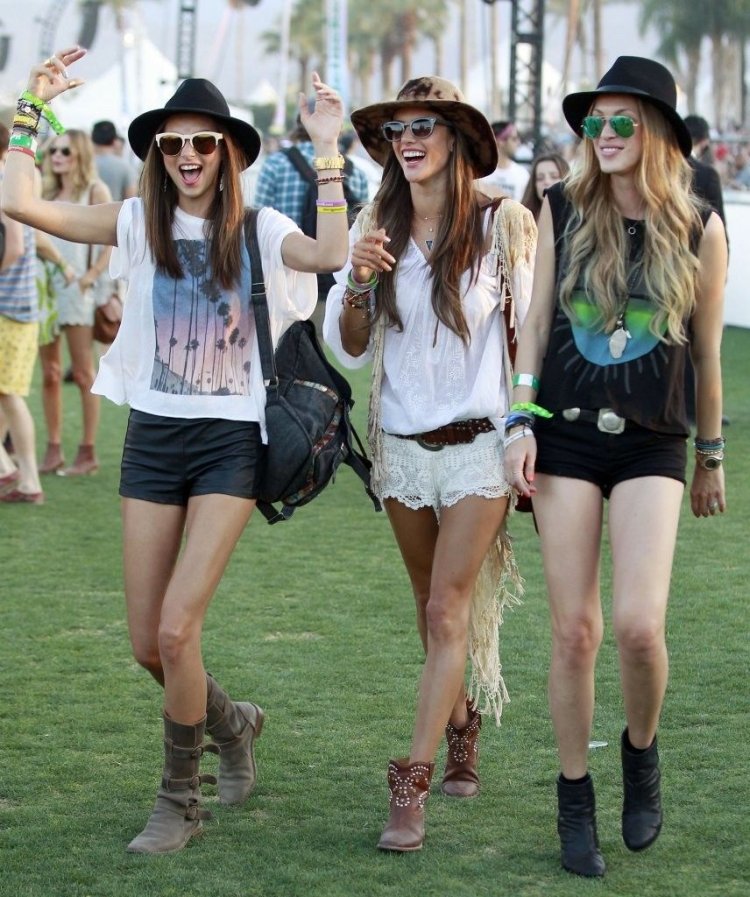 Festival Outfits Inspiration: A Complete Style Guide